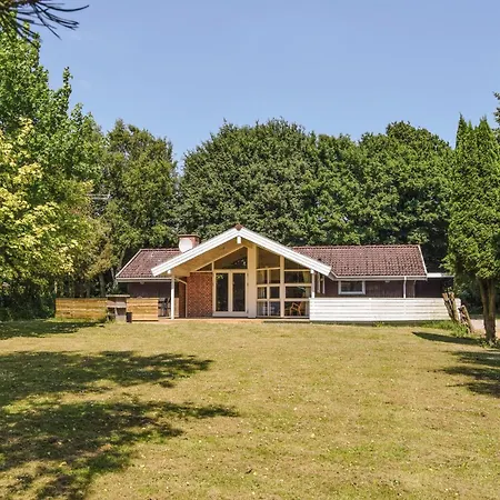 Stunning In With Wifi Holiday home Humble