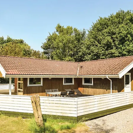 Stunning In With Wifi Holiday home